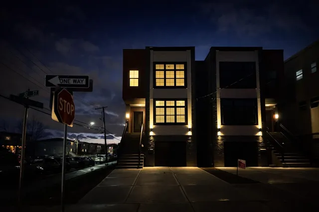 $3,750 | 92 East 27th Street, Unit 2, Bayonne, NJ 07002