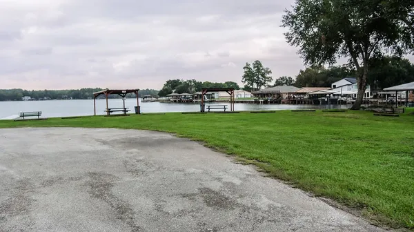 $1,200 | 14351 West Ravine Run, Willis, TX 77318