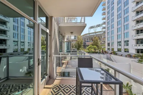 $409,900 | 206 Park Boulevard, Unit 313, San Diego, CA 92101