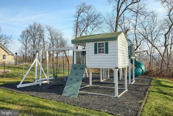$1,199,900 | 4440 Beards School Road, Spring Grove, PA 17362