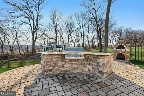 $1,199,900 | 4440 Beards School Road, Spring Grove, PA 17362