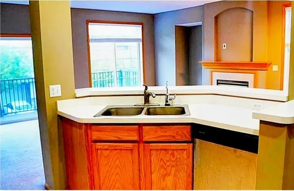 $2,250 | 2332 Eagle Trace Lane, Woodbury, MN 55129