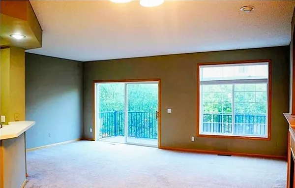 $2,250 | 2332 Eagle Trace Lane, Woodbury, MN 55129