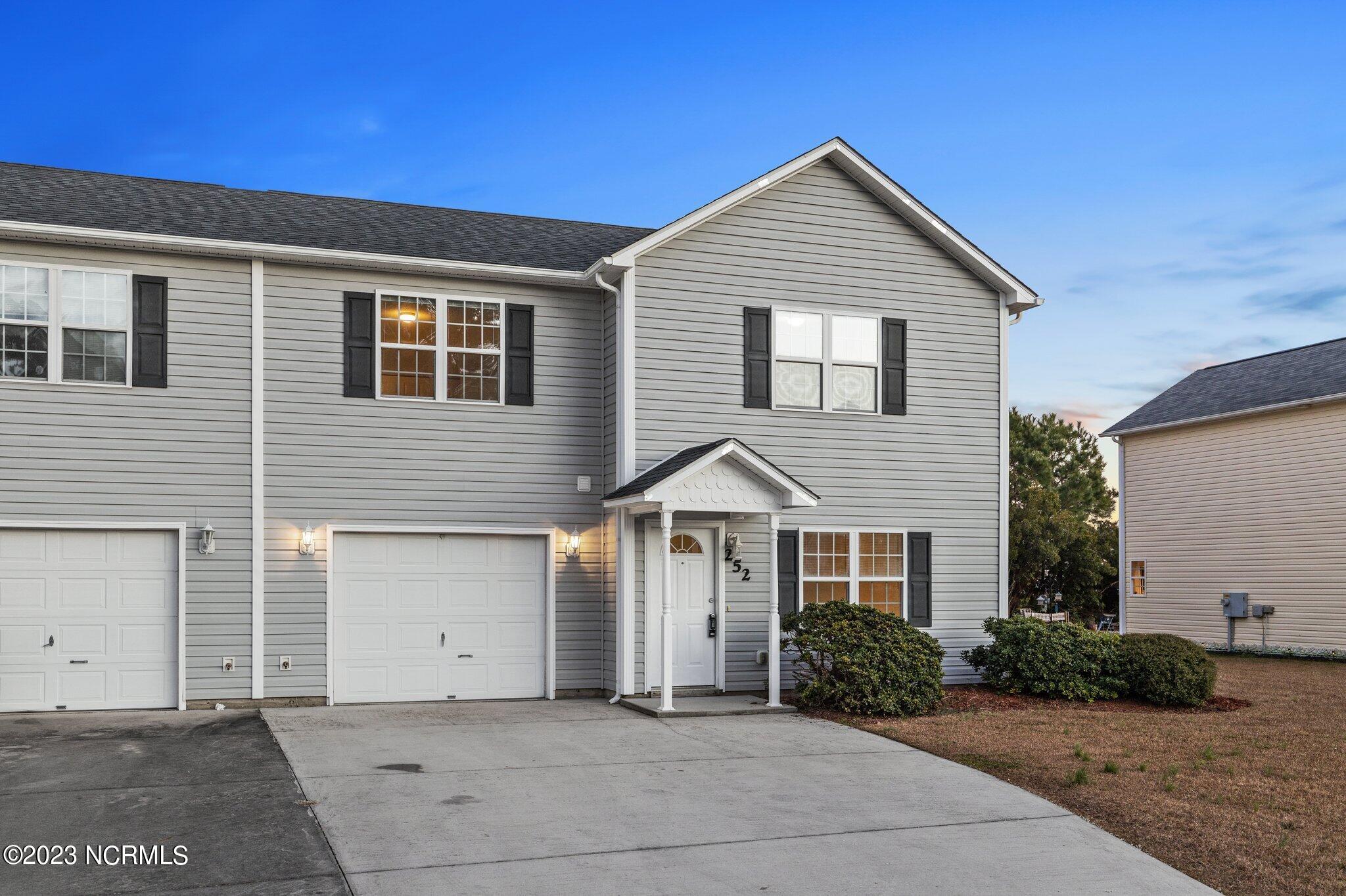 252 Smallwood Road Hubert, NC 28539 - Photo 4 of 29 4-web-or-mls-_S3A3440