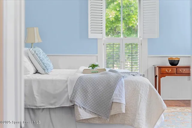 a view of a house with a swimming pool