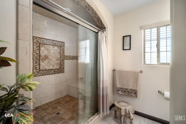 $849,999 | Undisclosed Address, Earlimart, CA 93219