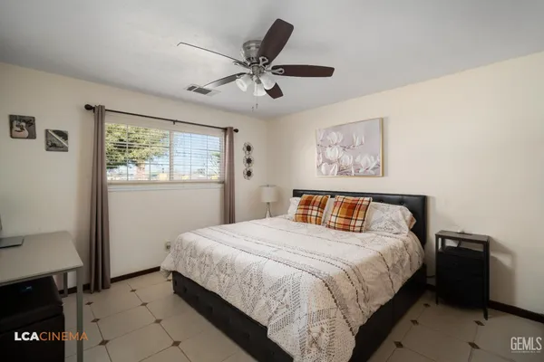 $849,999 | Undisclosed Address, Earlimart, CA 93219