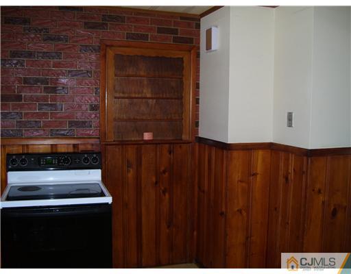 29 Burnham Road East Brunswick, NJ 08816 - Photo 8 of 14