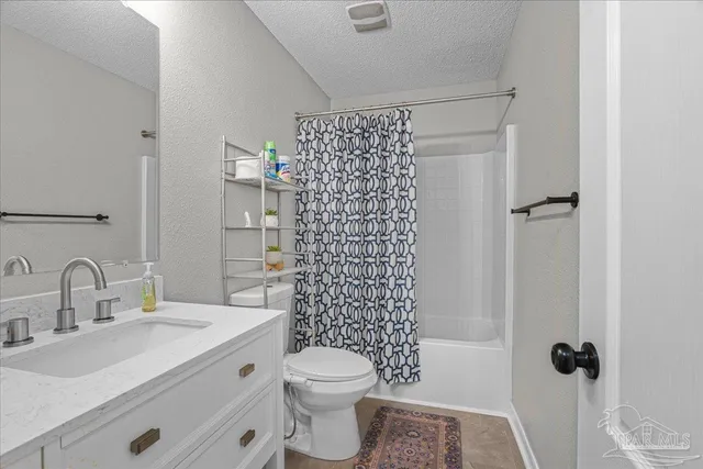 $269,000 | 6856 Old W Lane, Milton, FL 32570