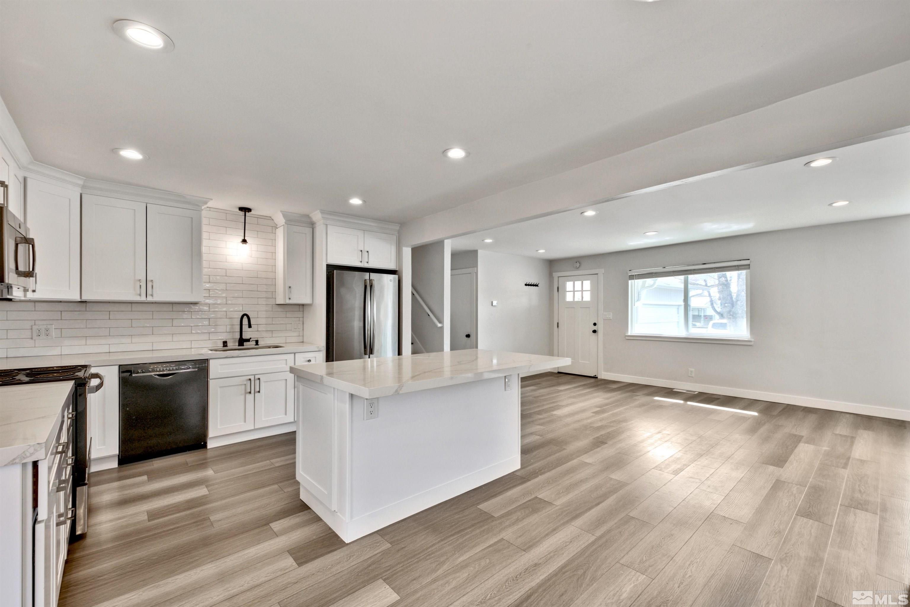 3465 Greta Place Reno, NV 89503 - Photo 7 of 29 Photo 7