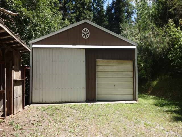 16918 East Scribner Road Spokane, WA 99217 - Photo 2 of 20 Gallery Image 2