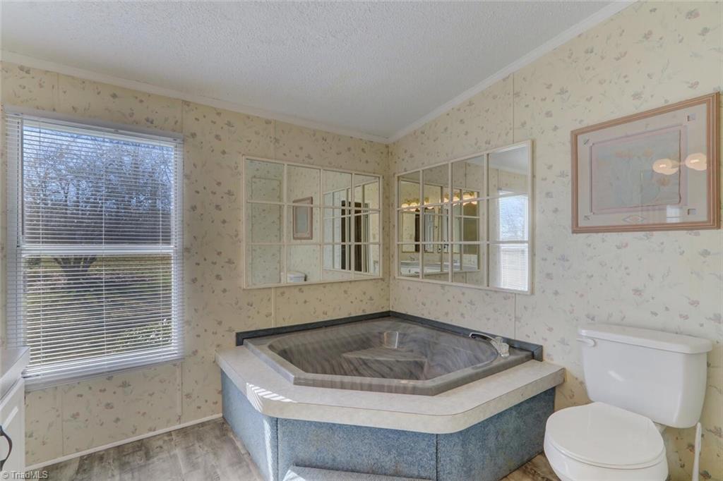 385 County Line Road Reidsville, NC 27320 - Photo 18 of 33 Gallery Image 18