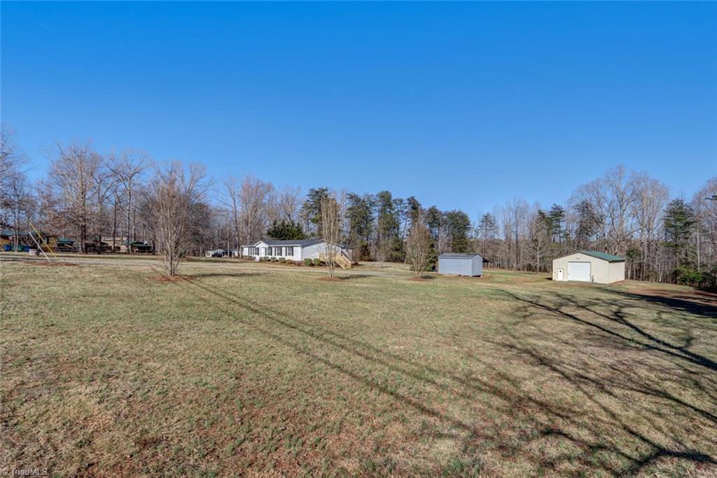 385 County Line Road Reidsville, NC 27320 - Photo 3 of 33 Gallery Image 3
