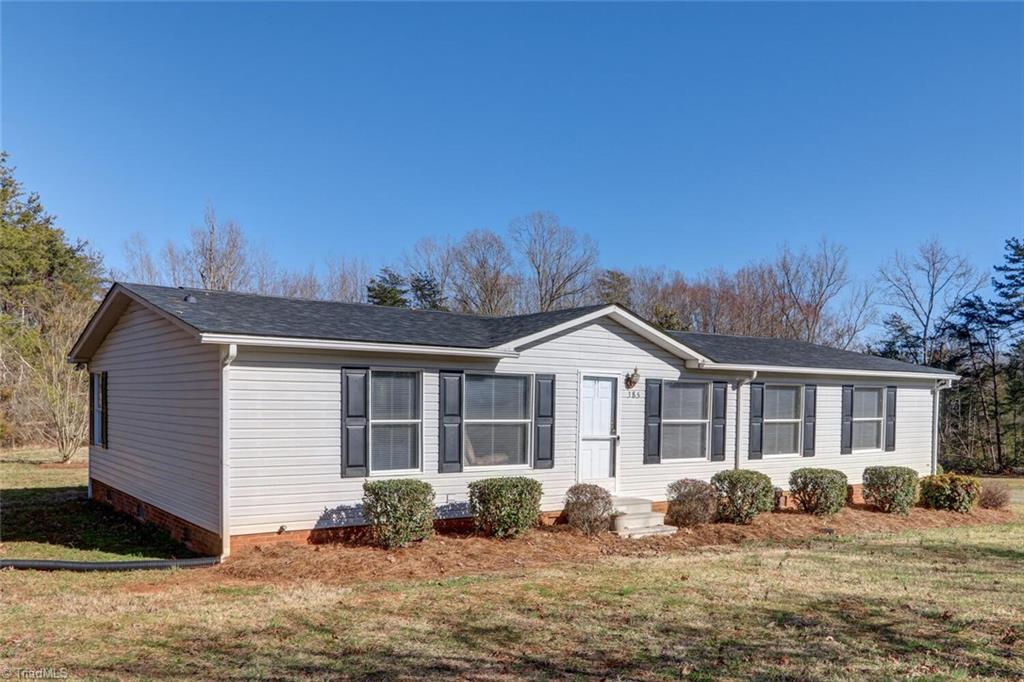 385 County Line Road Reidsville, NC 27320 - Photo 4 of 33 Gallery Image 4