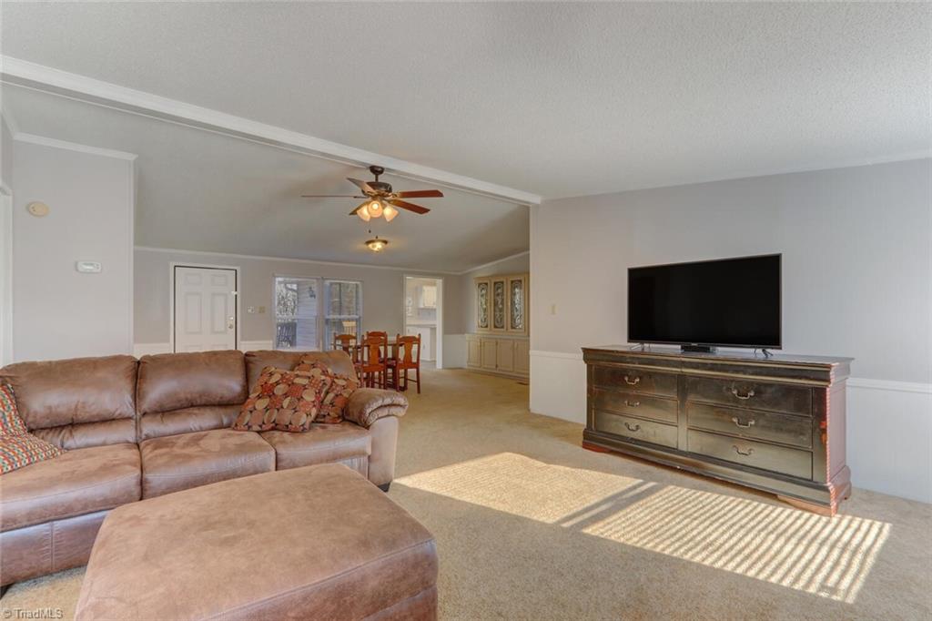 385 County Line Road Reidsville, NC 27320 - Photo 7 of 33 Gallery Image 7
