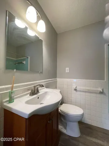 $1,800 | 1010 West 12th Court, Panama City, FL 32401