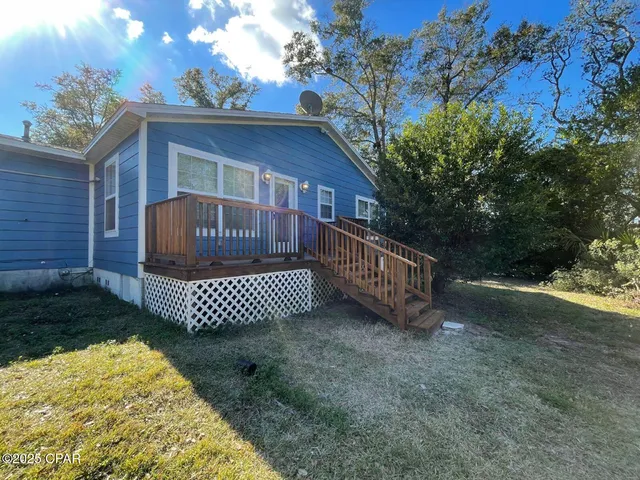 $1,800 | 1010 West 12th Court, Panama City, FL 32401