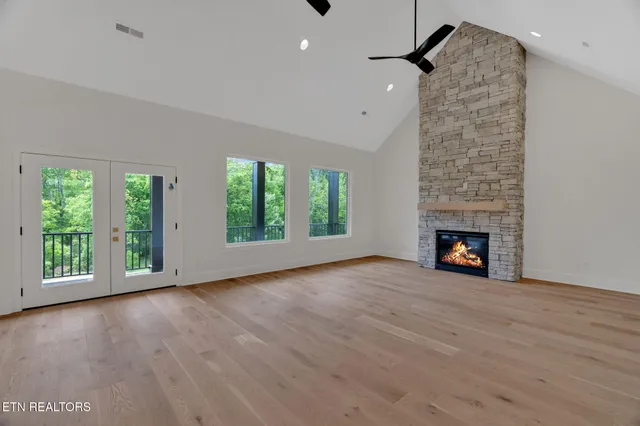 $1,330,000 | 618 Winding Creek Way, Walland, TN 37886