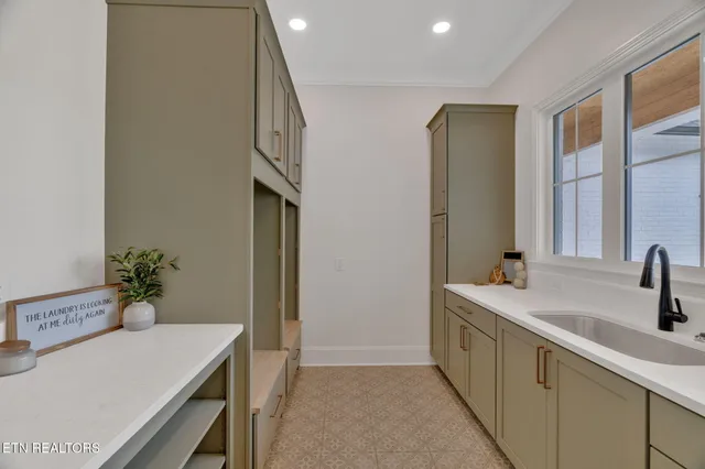 $1,330,000 | 618 Winding Creek Way, Walland, TN 37886