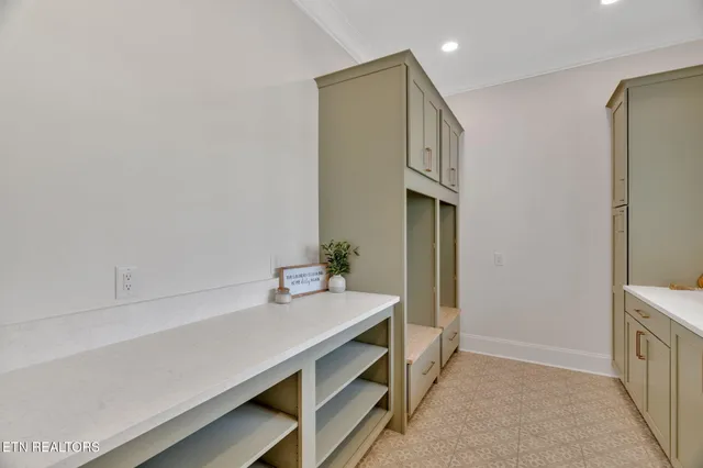 $1,330,000 | 618 Winding Creek Way, Walland, TN 37886