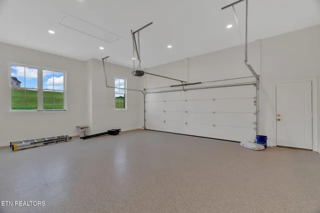 $1,330,000 | 618 Winding Creek Way, Walland, TN 37886