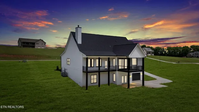 $1,330,000 | 618 Winding Creek Way, Walland, TN 37886