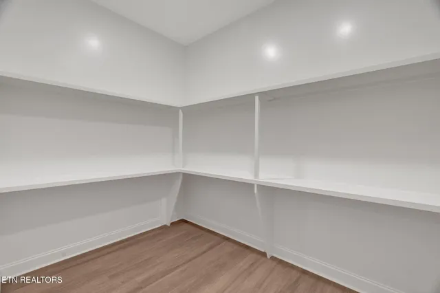 $1,330,000 | 618 Winding Creek Way, Walland, TN 37886