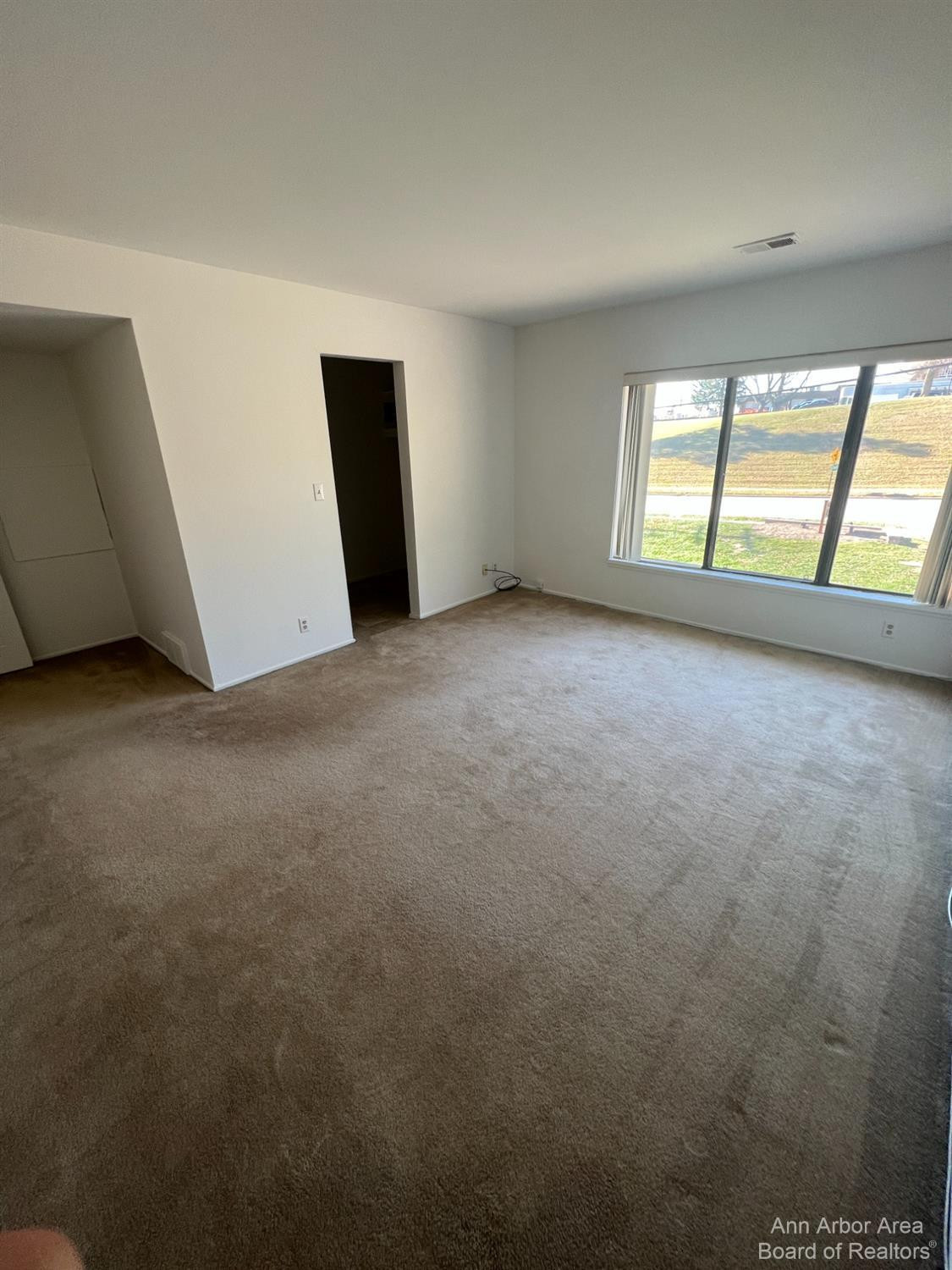 1315 South Maple Road Ann Arbor, MI 48103 - Photo 15 of 26 Photo 15