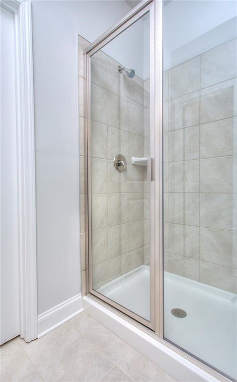 130 Classic Overlook Homer, GA 30547 - Photo 28 of 43 a bathroom with a glass shower door
