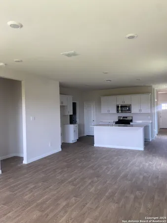 $2,050 | 244 New Albany Lane, San Marcos, TX 78666