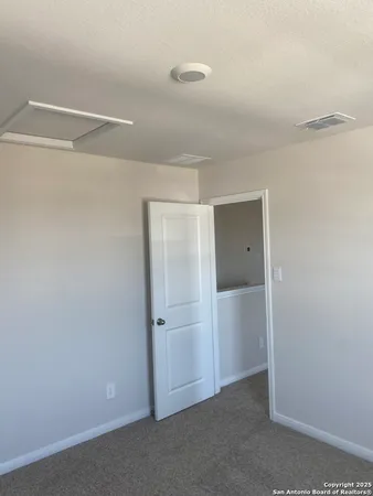 $2,050 | 244 New Albany Lane, San Marcos, TX 78666