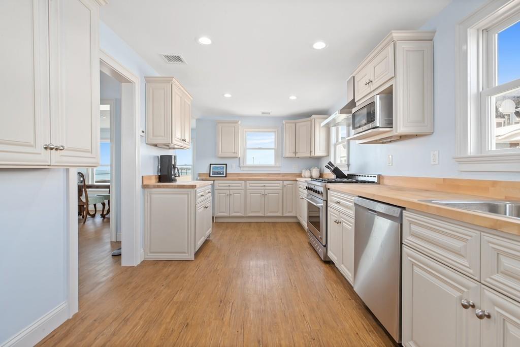 62 Glades Road Scituate, MA 02066 - Photo 12 of 30 Gallery Image 12