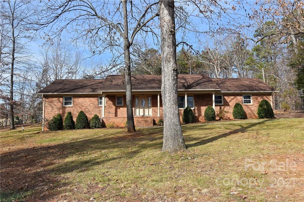 903 Leaping Brook Road Lincolnton, NC 28092 - Photo 1 of 36 Gallery Image 1