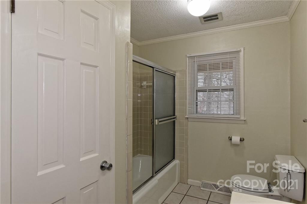 903 Leaping Brook Road Lincolnton, NC 28092 - Photo 17 of 36 Gallery Image 17