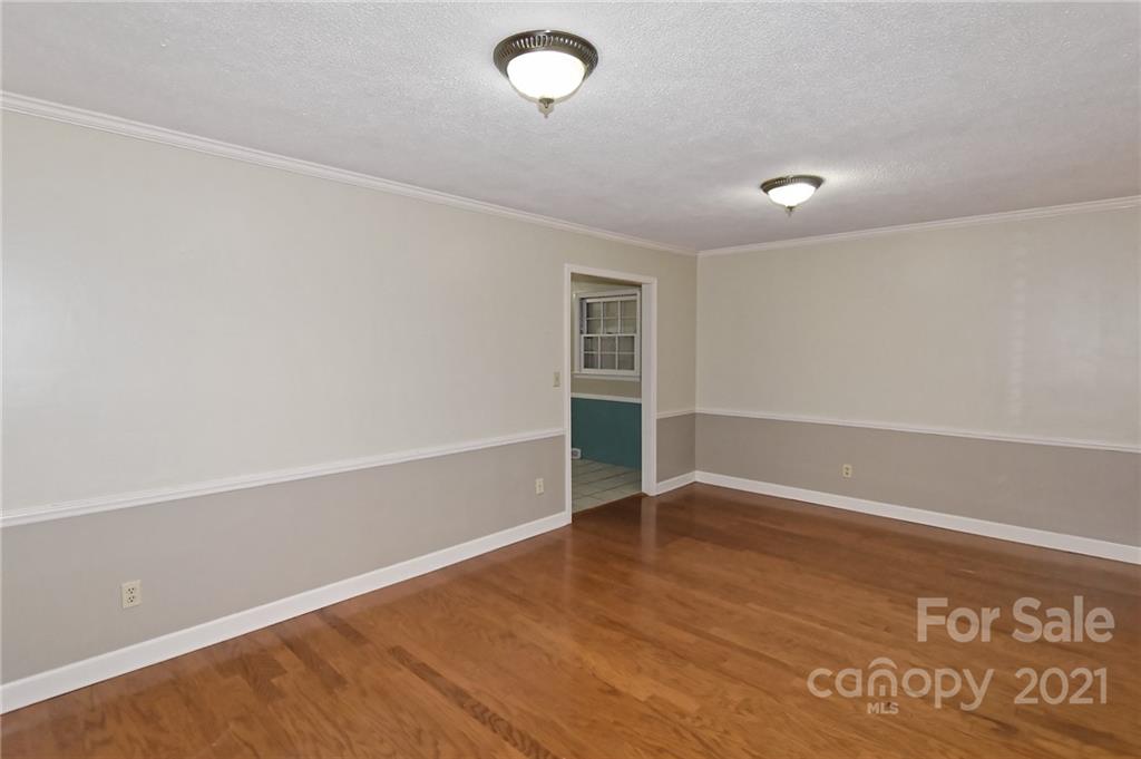 903 Leaping Brook Road Lincolnton, NC 28092 - Photo 2 of 36 Gallery Image 2
