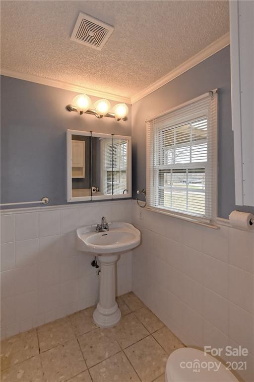 903 Leaping Brook Road Lincolnton, NC 28092 - Photo 31 of 36 Gallery Image 31