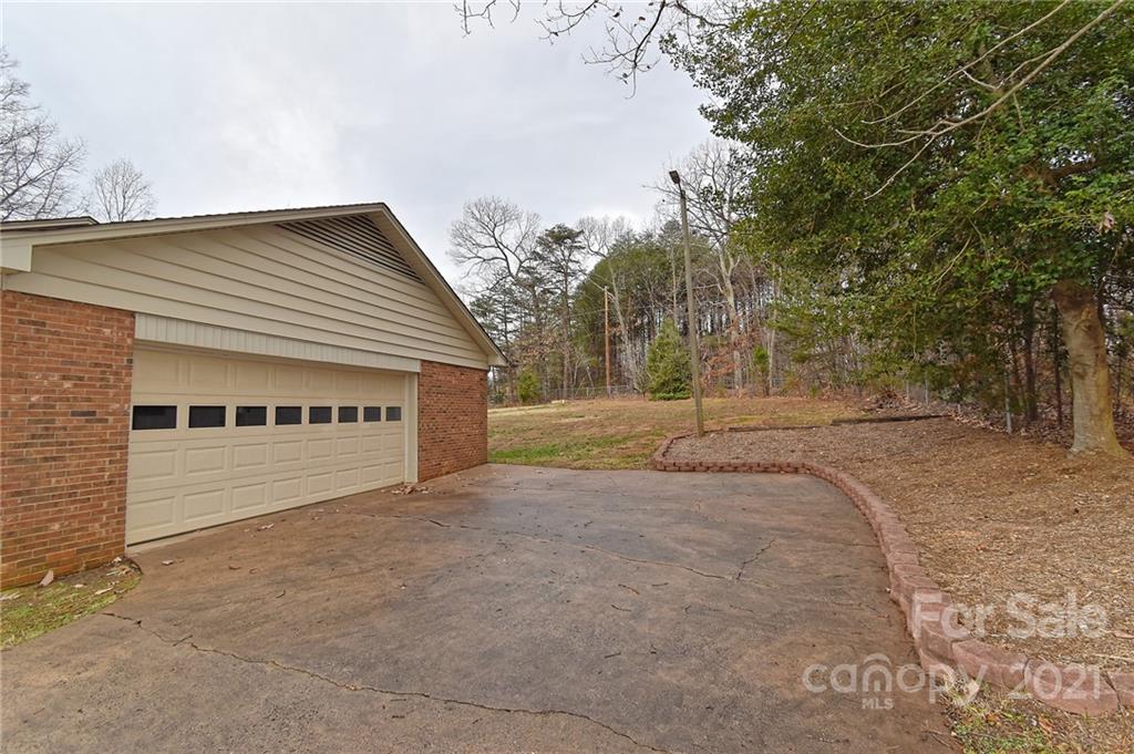 903 Leaping Brook Road Lincolnton, NC 28092 - Photo 34 of 36 Gallery Image 34