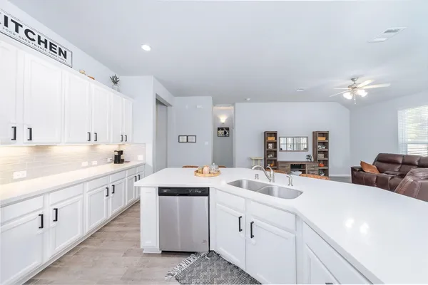 $2,450 | 99 Road 6605 Dayton Tx 77535, Dayton, TX 77535