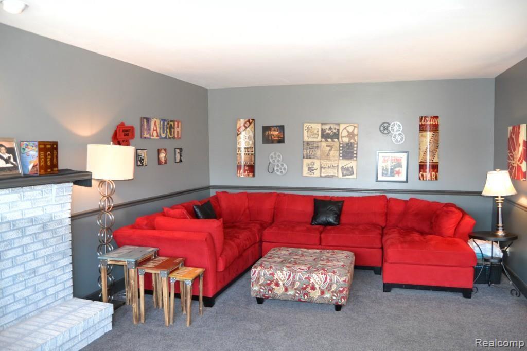 43119 Hanford Road Canton, MI 48187 - Photo 9 of 16 Family Room 3
