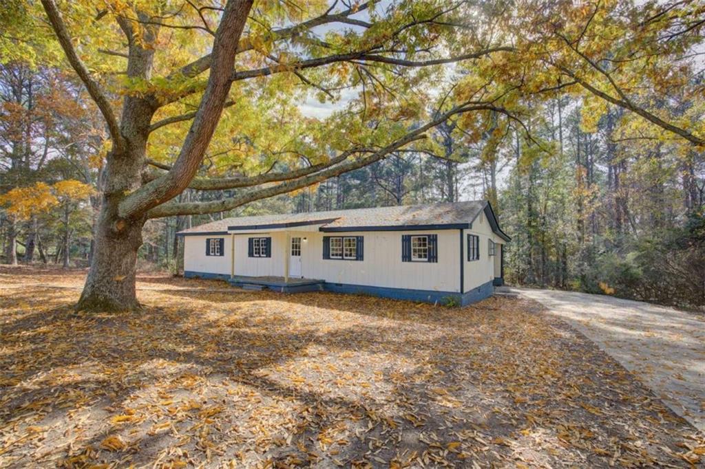 201 Oglesby Bridge Road Southeast Conyers, GA 30094 - Photo 4 of 47