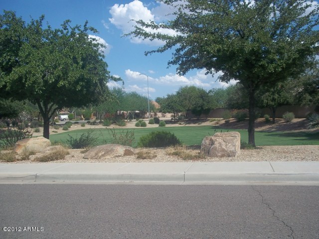 16221 West Calavar Road Surprise, AZ 85379 - Photo 23 of 25 GREEN BELT 2
