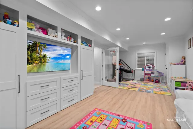 $799,900 | 3704 Heathmoor Drive, Elgin, IL 60124