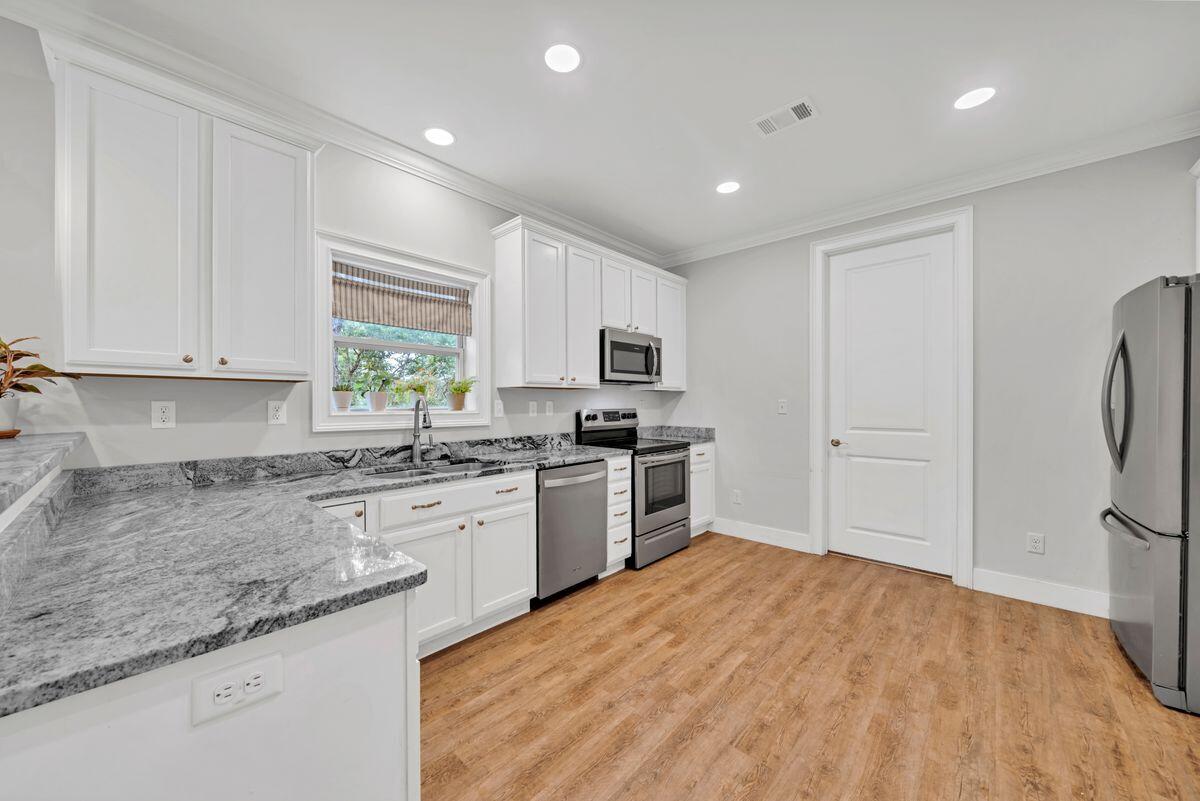 114 Riker Avenue Santa Rosa Beach, FL 32459 - Photo 4 of 43 photo_online_015