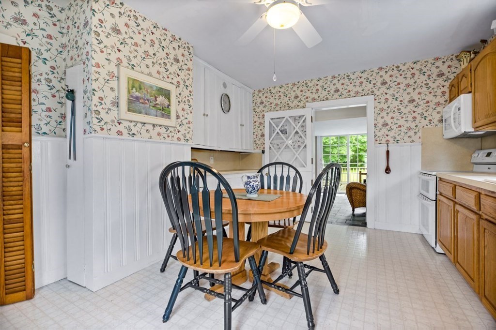 49 Beaver Dam Road Scituate, MA 02066 - Photo 4 of 37 Gallery Image 4