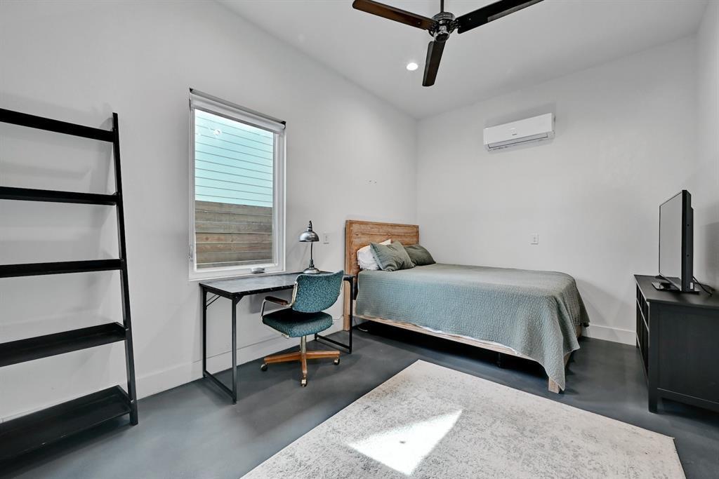 2812 East 4th Street, Unit 2 Austin, TX 78702 - Photo 14 of 26 located on 1st floor