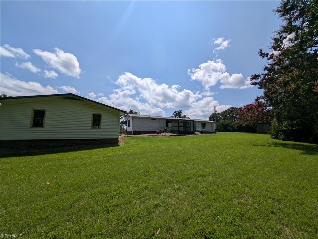 4005 Wyo Road Yadkinville, NC 27055 - Photo 5 of 16 Gallery Image 5