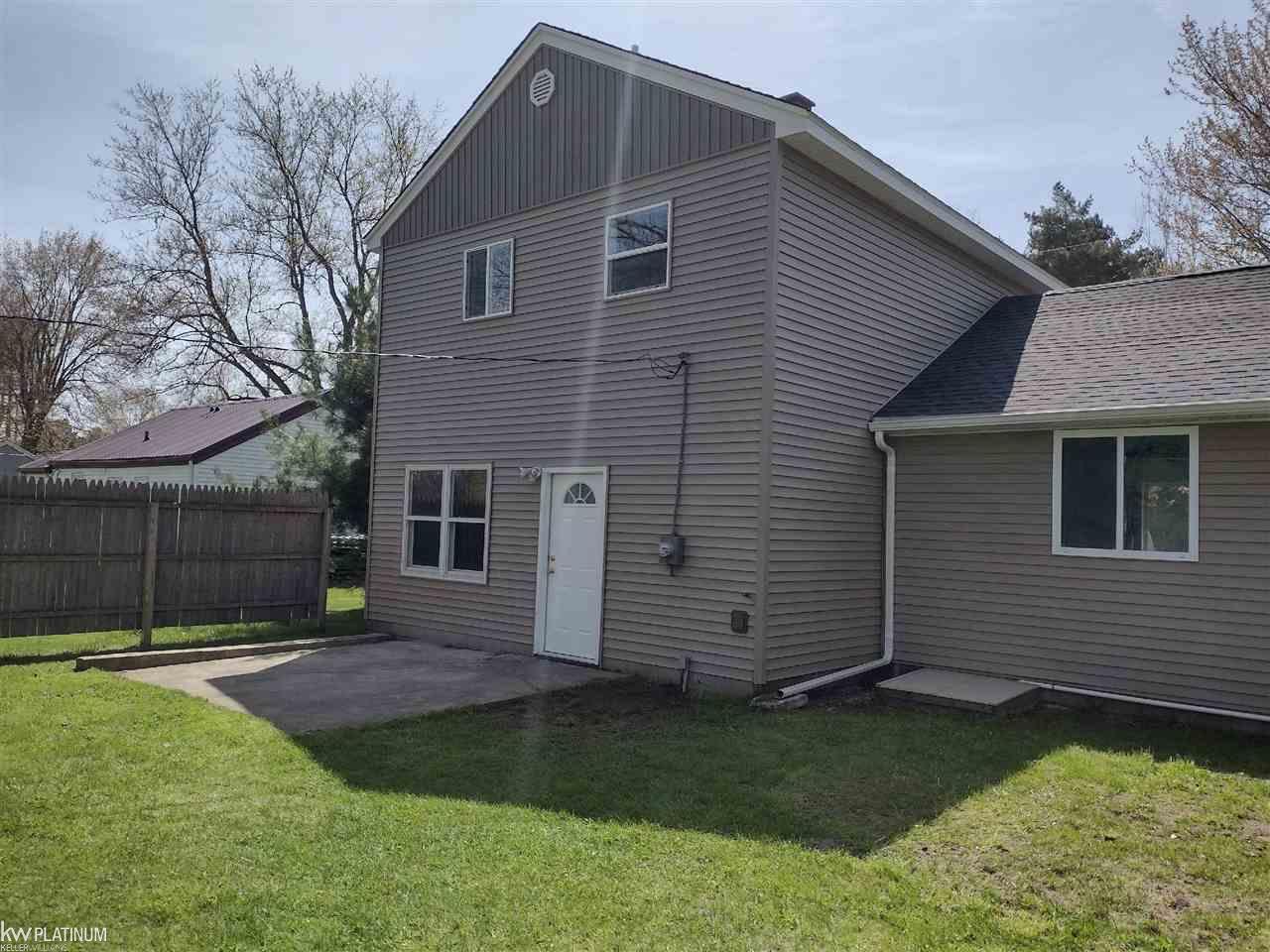 3262 Rabidue Road North Street, MI 48049 - Photo 4 of 38