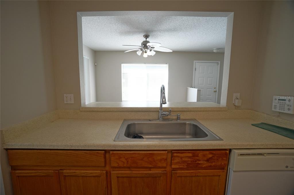 10811 Brickside Court Riverview, FL 33579 - Photo 11 of 19