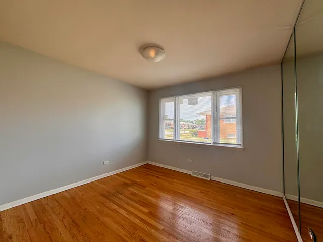 $232,000 | 519 Paxton Avenue, Calumet City, IL 60409