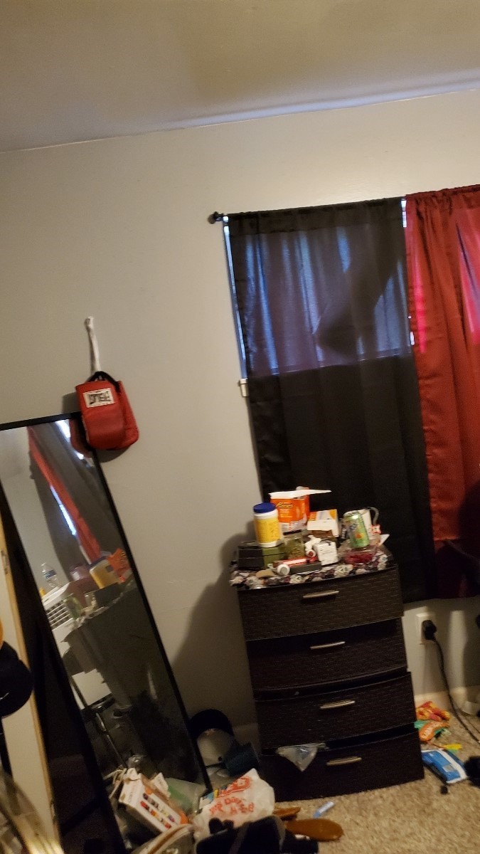 2922 Randolph Road Pasadena, TX 77503 - Photo 24 of 50 a room with furniture and air hockey table